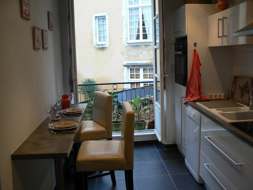 Petite Maison Romantique Au Calme, Coeur Historique Plantagenet, Vue Ville Le Mans Bilik gambar